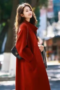 �񶬡���ɫ�����»��ˣ����ɫȹװ��װ������������˭������ÿ�